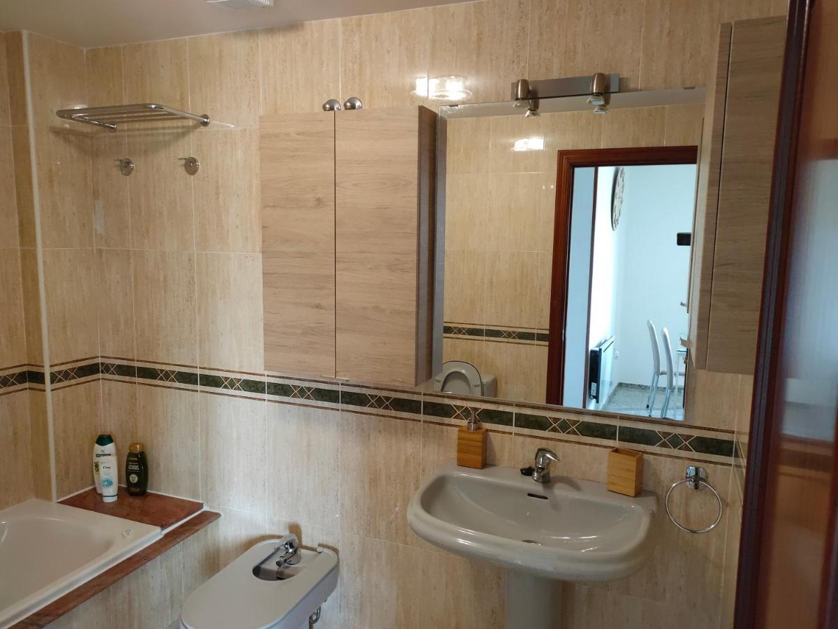 Estudio Tipo Loft En El Centro De Mugardos Eksteriør billede