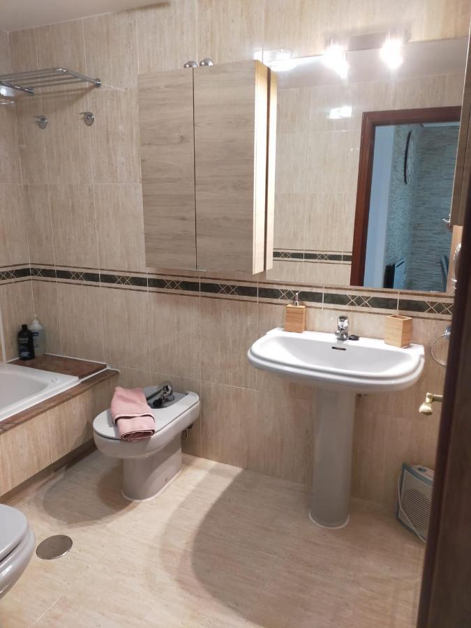 Estudio Tipo Loft En El Centro De Mugardos Eksteriør billede