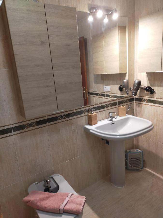 Estudio Tipo Loft En El Centro De Mugardos Eksteriør billede